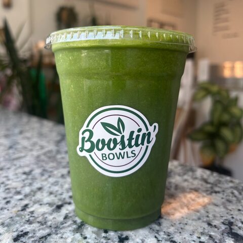 Green Goodness Smoothie in a Boostin' Bowls cup